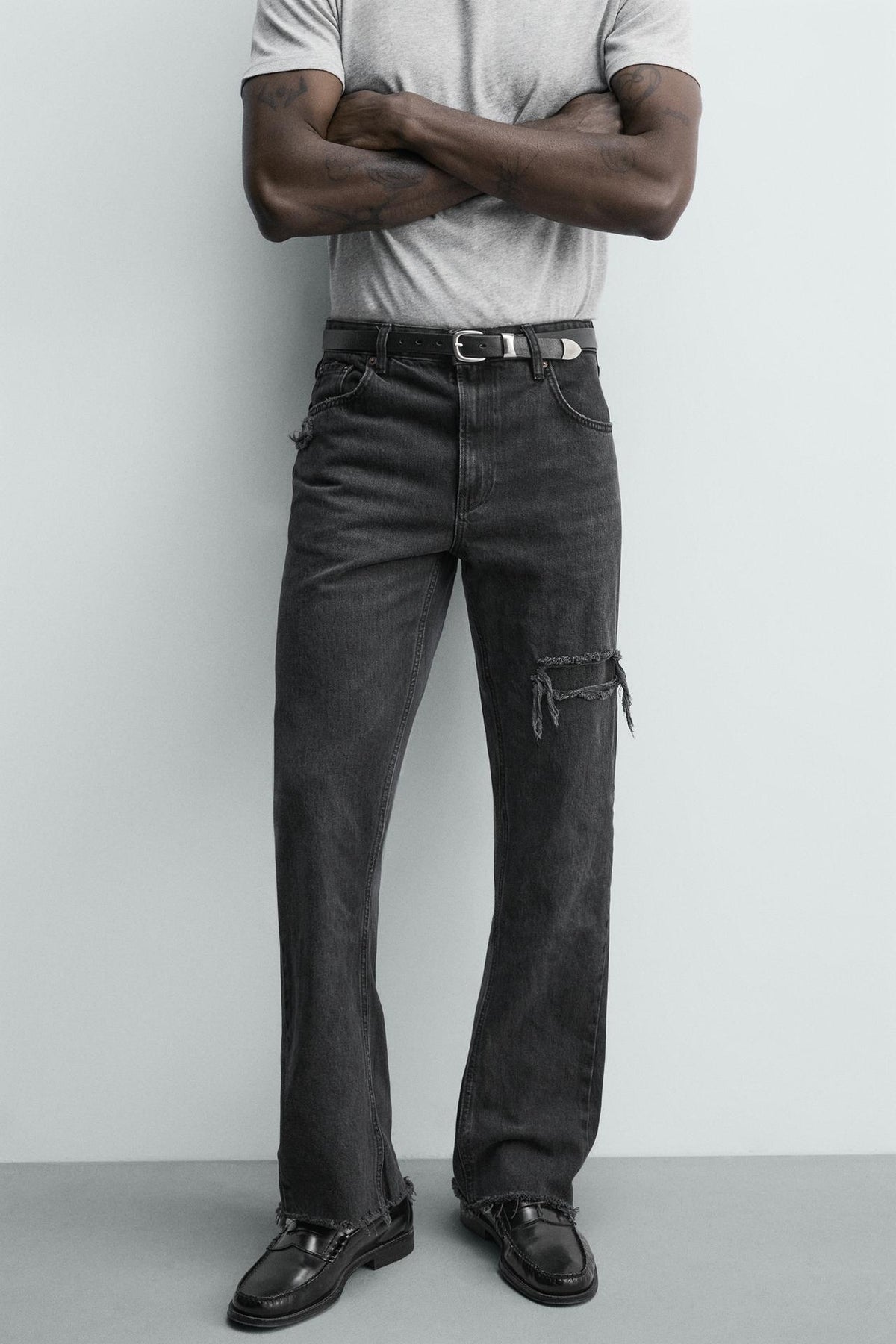 JEAN FLARE DÉCHIRÉ