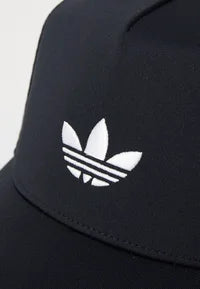 adidas Originals CURVED TRUCKER UNISEX - Cap - black