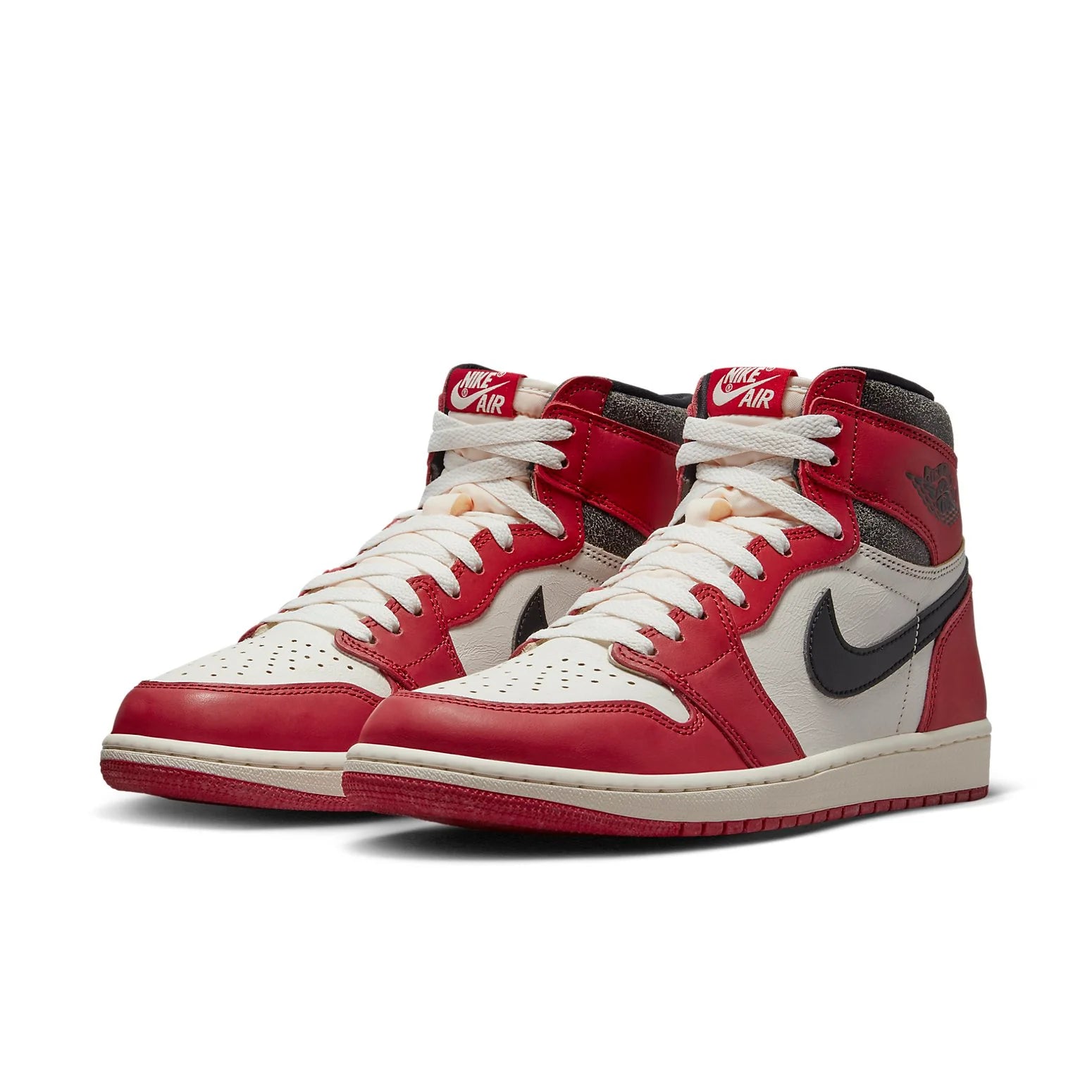 Air Jordan 1 Retro High OG « Chicago Lost & Found »