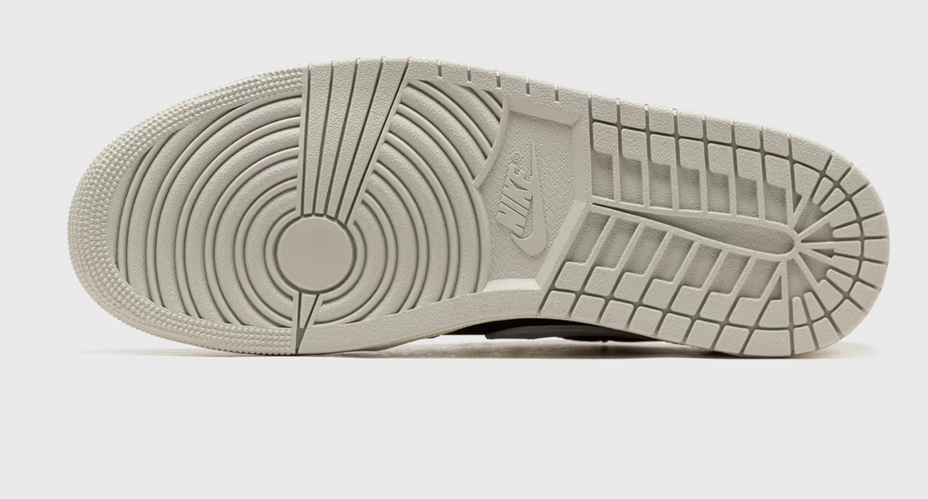 JordanAIR JORDAN 1 LOW OG 'BLACK CEMENT'