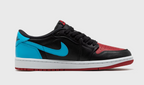 Air Jordan 1 Low – Schwarz / Dark Powder Blue / Gym Red