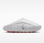 Nike Mind 001
