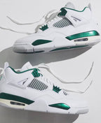 Air Jordan 4 Retro „Cave Stone“