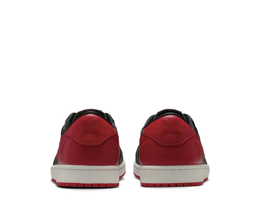 Air Jordan 1 Retro Low OG „Banned“