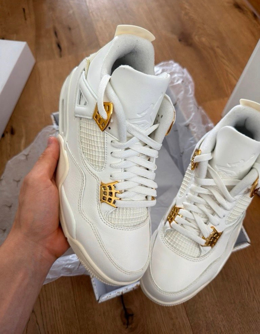 Air Jordan 4 Rétro « Or métallique »
