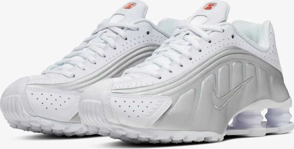 Nike Shox R4 « White Metallic Silver »