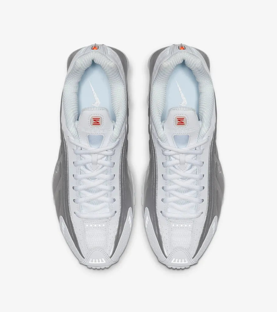 Nike Shox R4 « White Metallic Silver »