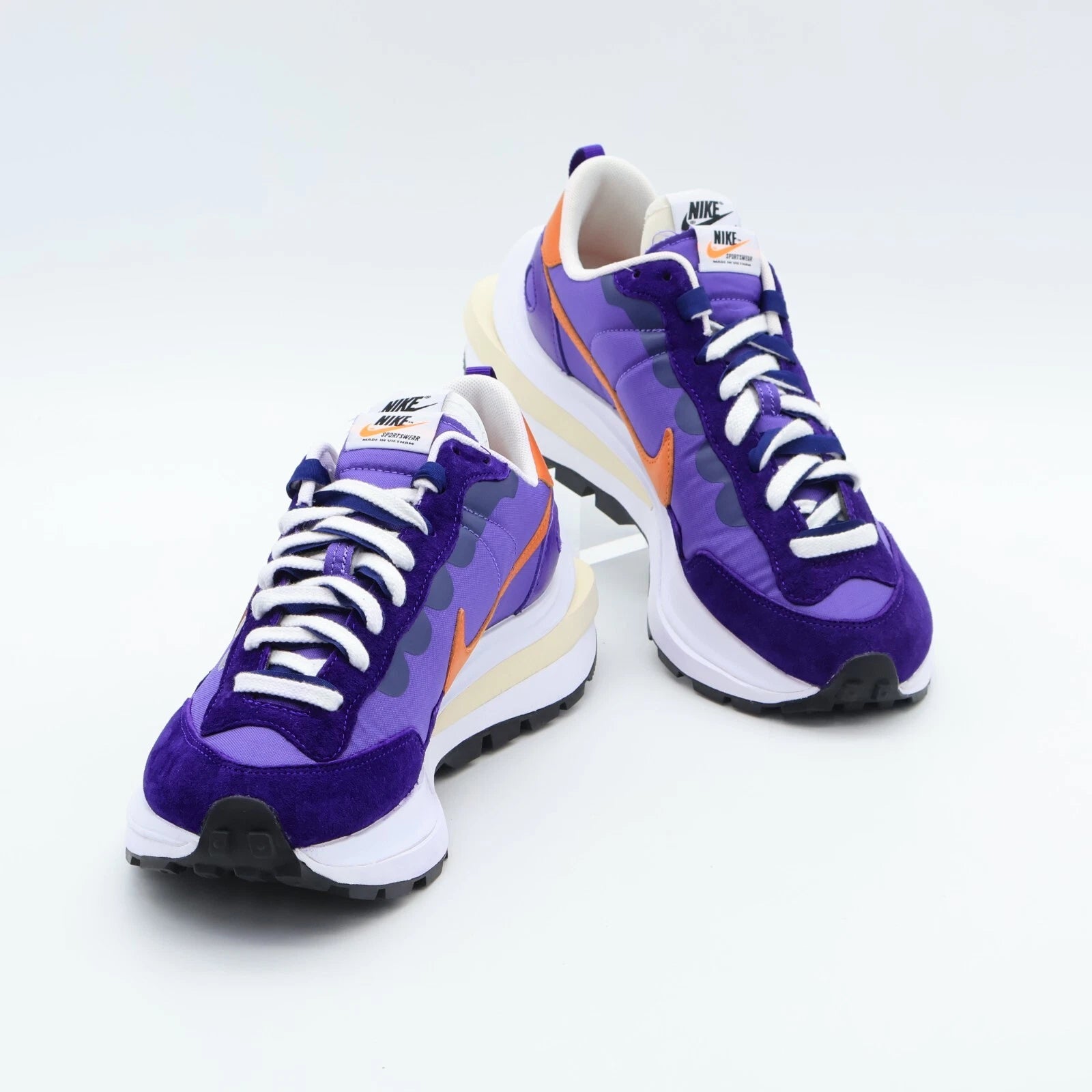 Nike VaporWaffle x sacai « Dark Iris »