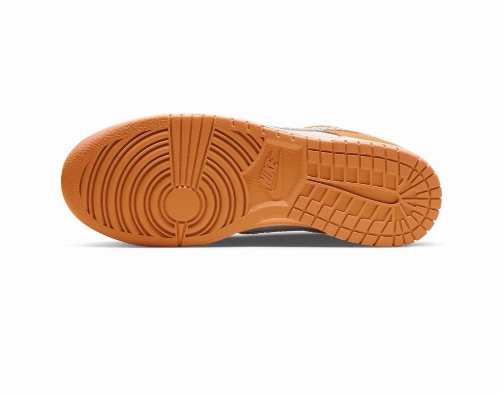 Nike Dunk Low „Safari Swoosh – Kumquat“