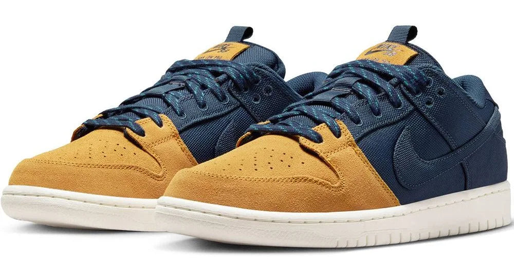 Nike SB Dunk Low Pro Court Purple Noir Blanc